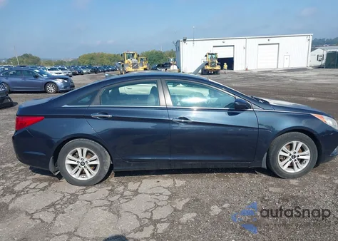 2011 Hyundai Sonata Se z USA, uszkodzony, nr VIN 5NPEC4AC5BH196049